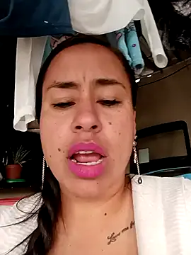 kamila lovee online show from March 18, 2025, 10:58 pm