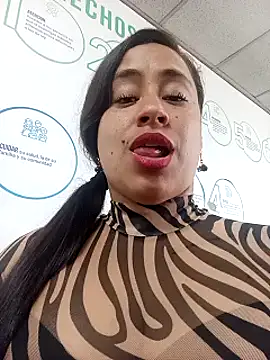 kamila lovee online show from November 28, 2025, 8:00 pm