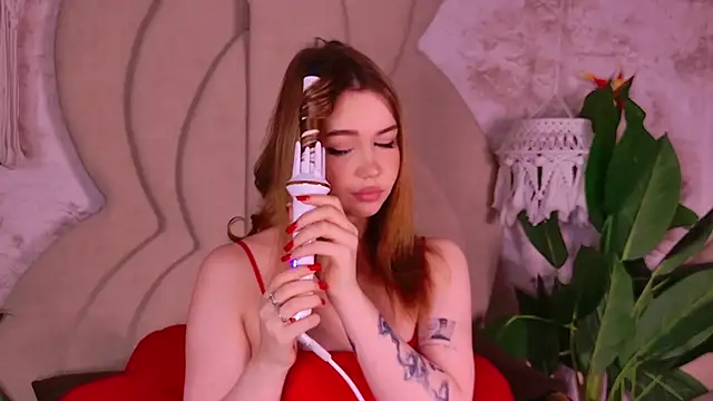 Snapshot of EvansLover chatting on September 17, 2025, 8:43 pm EvansLover online show from September 17, 2025, 8:43 pm