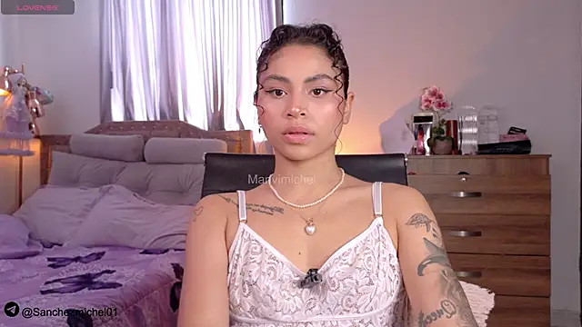 Marivimichel1 online show from October 21, 2025, 7:14 pm