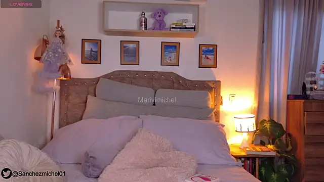 Marivimichel1 online show from February 26, 2026, 10:09 pm