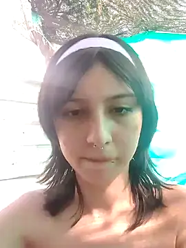 Maiden-Hot online show from February 4, 2025, 7:33 pm