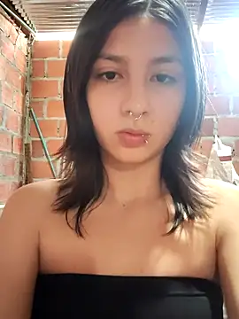 Maiden-Hot online show from December 22, 2025, 7:11 pm