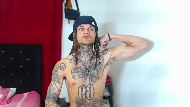 hot man05 online show from March 19, 2025, 5:30 am