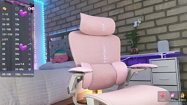 biel biel online show from March 14, 2025, 5:38 am