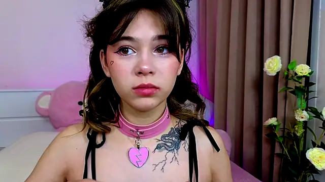 Hotary Yuko online show from February 3, 2025, 1:08 pm