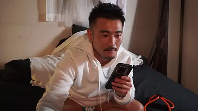 NARIO 18KIN online show from February 11, 2025, 1:51 pm