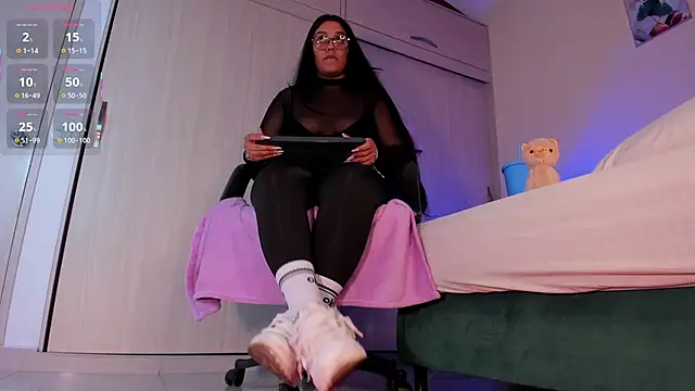 aleya bliss online show from October 26, 2025, 3:12 am