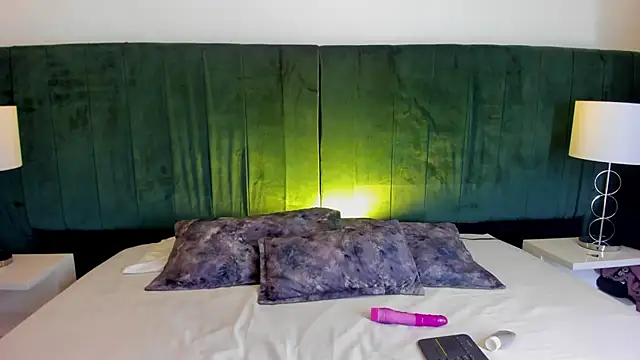 ValeriaVixen online show from February 5, 2025, 3:13 am