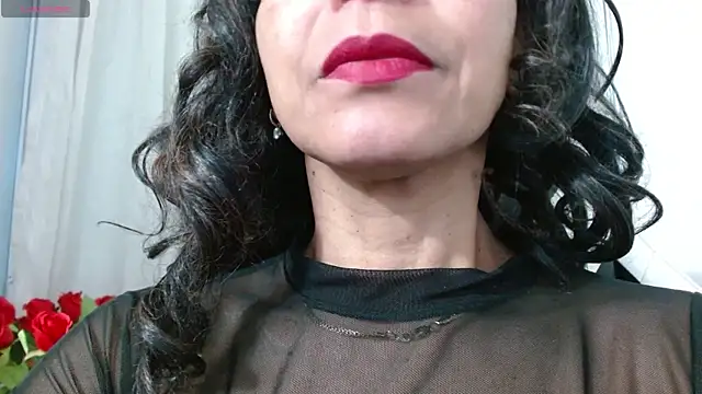 Lunasquirt1985 online show from April 22, 2026, 10:39 am