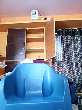 bigcock thick online show from March 21, 2026, 1:32 am