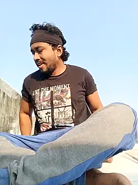 bigcock thick online show from April 21, 2026, 1:42 am