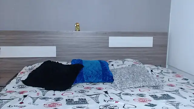 Liiamthompson online show from October 10, 2025, 11:31 am