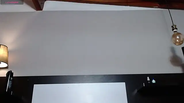 Liiamthompson online show from April 17, 2026, 10:02 pm