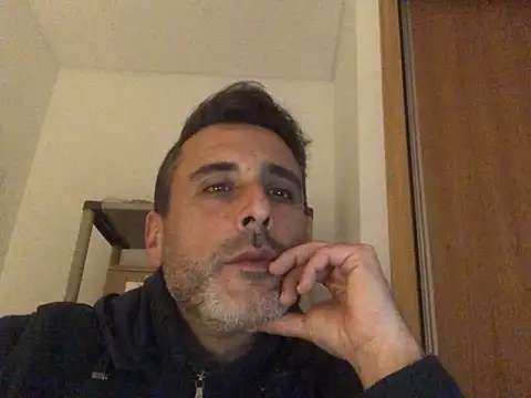 Snapshot of 66MA69 chatting on January 31, 2025, 11:13 pm 66MA69 online show from January 31, 2025, 11:13 pm