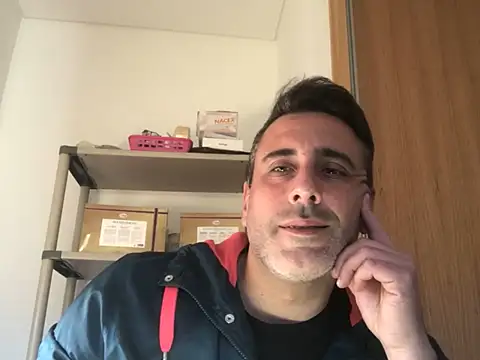 Snapshot of 66MA69 chatting on February 3, 2025, 3:27 pm 66MA69 online show from February 3, 2025, 3:27 pm