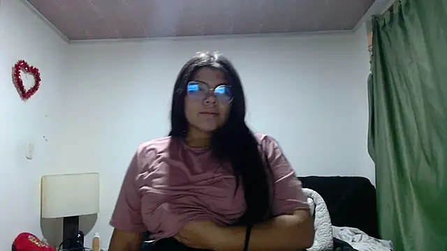 viccky vick online show from October 21, 2025, 2:34 am