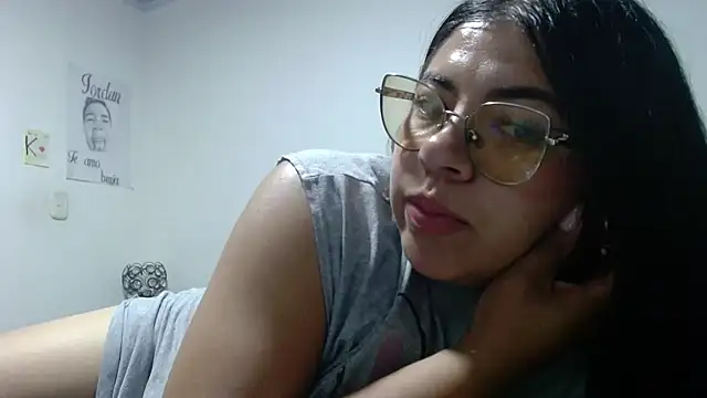 Snapshot of viccky_vick chatting on June 4, 2026, 3:12 am viccky vick online show from June 4, 2026, 3:12 am