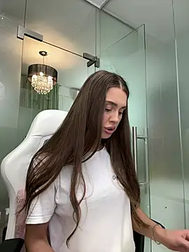 Anya-Ray online show from June 17, 2026, 11:56 am