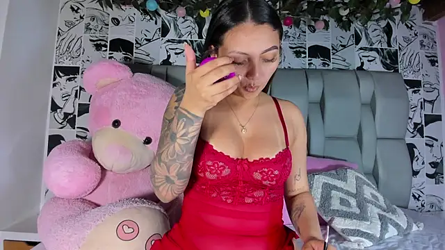 LucyRosse online show from June 2, 2026, 11:12 am
