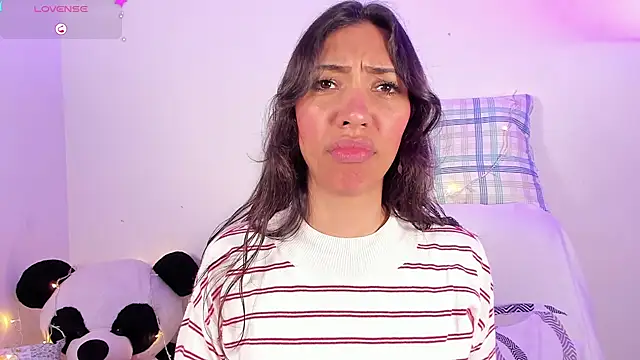 Miss veronicaa2 online show from February 26, 2025, 12:25 pm