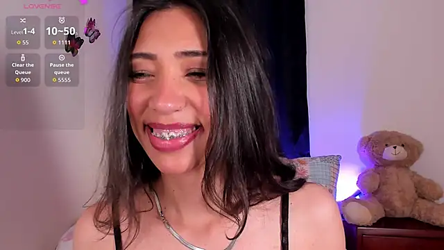 Miss veronicaa2 online show from December 2, 2025, 1:17 pm