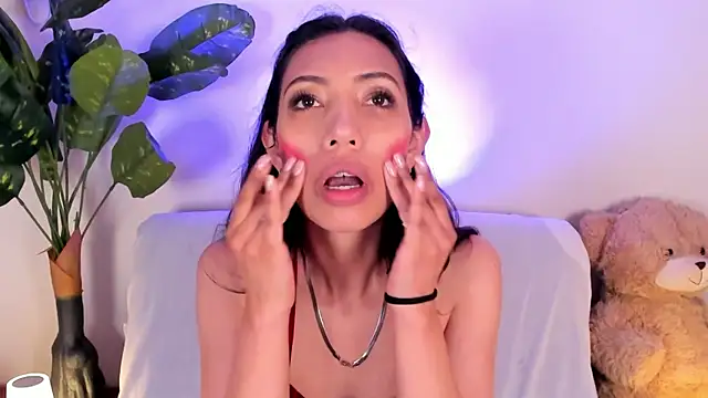 Miss veronicaa2 online show from April 22, 2026, 1:12 pm