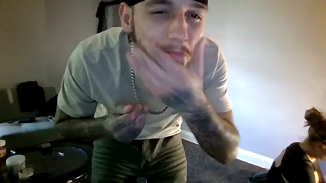 cruz815 online show from October 15, 2025, 7:25 pm