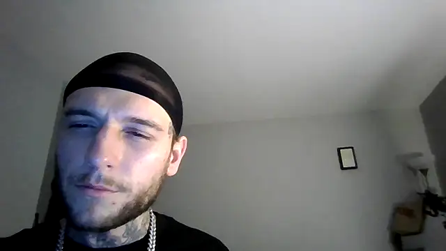 cruz815 online show from December 18, 2025, 12:17 am