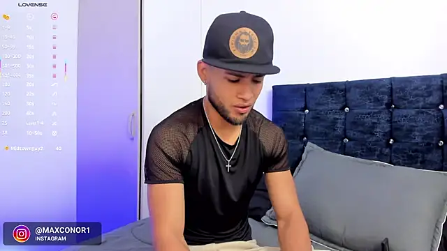 Max Conor1 online show from October 29, 2025, 3:03 pm