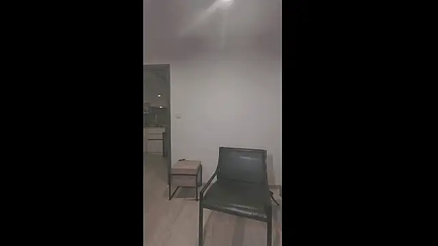 jessica 2002 online show from January 30, 2025, 3:19 pm