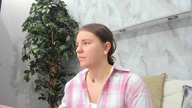 Jenny Jimmy online show from July 14, 2026, 1:19 am