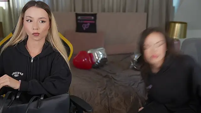 Emma Rose 69 online show from March 10, 2026, 8:19 am