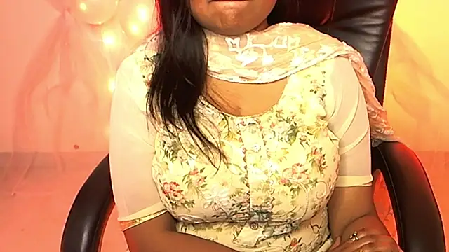 Snapshot of Kannu- chatting on February 25, 2025, 8:58 am Kannu- online show from February 25, 2025, 8:58 am