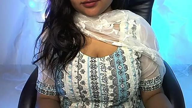 Snapshot of Kannu- chatting on February 26, 2025, 5:53 am Kannu- online show from February 26, 2025, 5:53 am