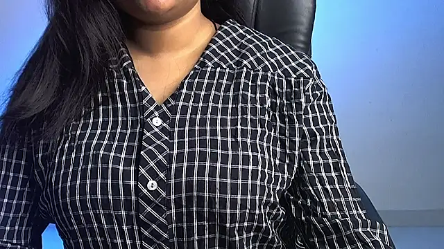 Snapshot of Kannu- chatting on October 14, 2025, 4:46 am Kannu- online show from October 14, 2025, 4:46 am