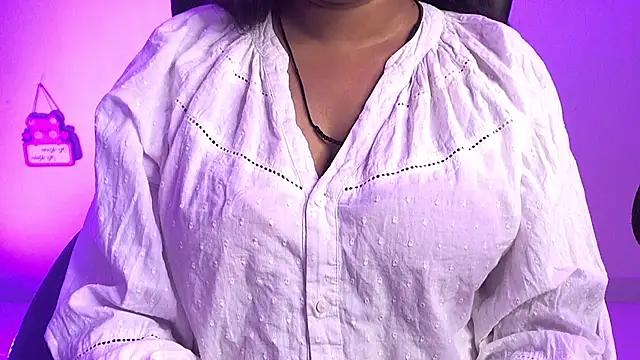 Snapshot of Kannu- chatting on November 13, 2025, 4:55 am Kannu- online show from November 13, 2025, 4:55 am