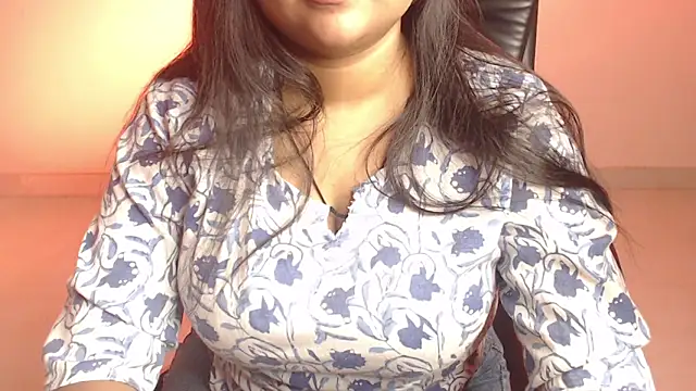 Snapshot of Kannu- chatting on April 7, 2026, 5:19 am Kannu- online show from April 7, 2026, 5:19 am