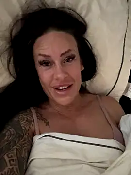 goddess-harper online show from November 1, 2025, 9:44 am