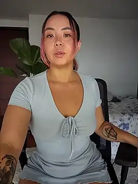 RenEnvy online show from March 15, 2025, 4:54 pm