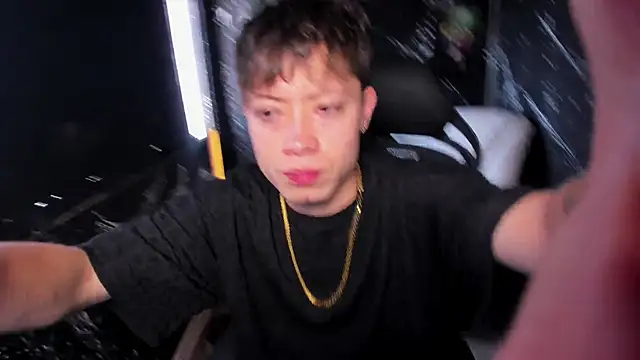 marcuscollins1  online show from February 3, 2025, 1:51 pm