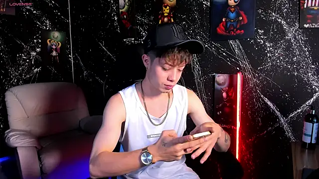 marcuscollins1  online show from February 26, 2025, 1:30 pm