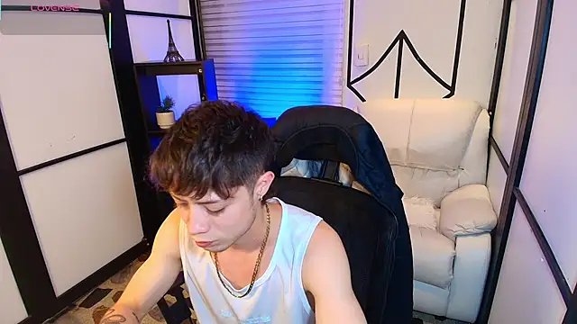 marcuscollins1  online show from February 27, 2025, 11:59 pm