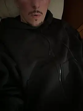 giumy91 online show from March 4, 2026, 3:07 pm