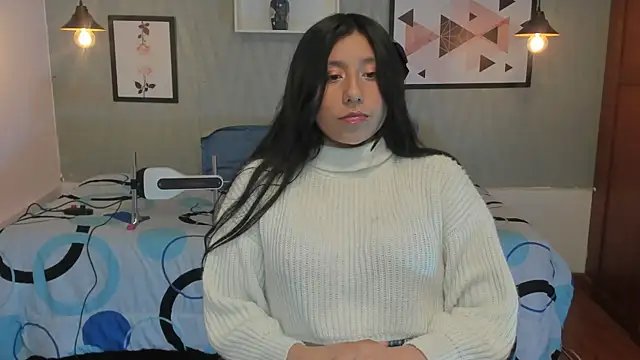 Nohemi louse online show from March 17, 2025, 7:37 pm