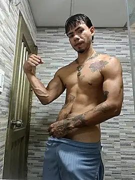 Snapshot of Niick01_ chatting on December 22, 2025, 5:43 pm Niick01 online show from December 22, 2025, 5:43 pm