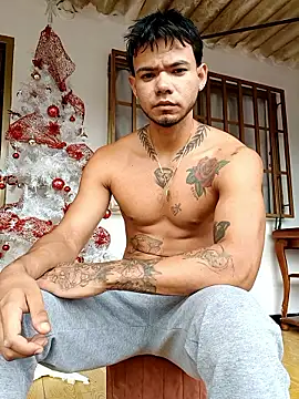 Snapshot of Niick01_ chatting on January 11, 2026, 6:13 pm Niick01 online show from January 11, 2026, 6:13 pm