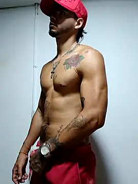 Snapshot of Niick01_ chatting on March 4, 2026, 11:44 pm Niick01 online show from March 4, 2026, 11:44 pm