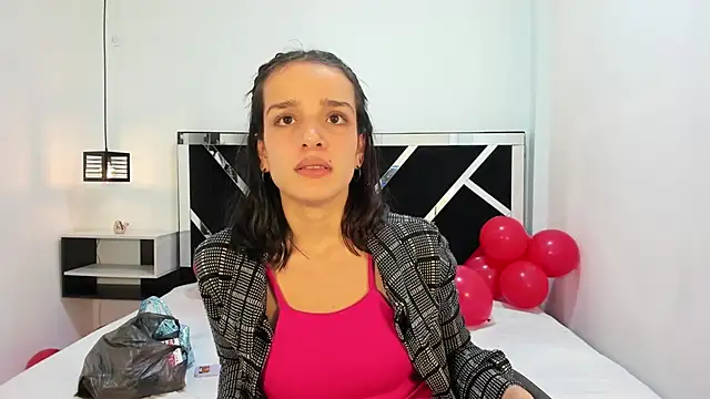 Annyrosee online show from February 20, 2025, 7:41 pm