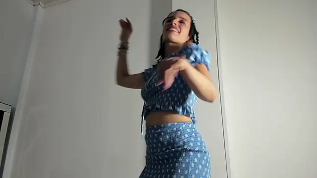 Annyrosee online show from March 5, 2025, 9:26 pm